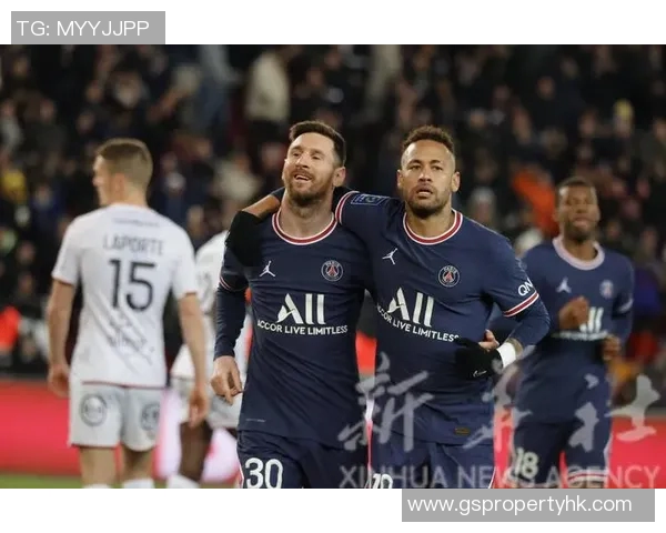 巴黎圣日耳曼客场战胜里尔取得六连胜，内马尔梅开二度助球队领跑法甲积分榜